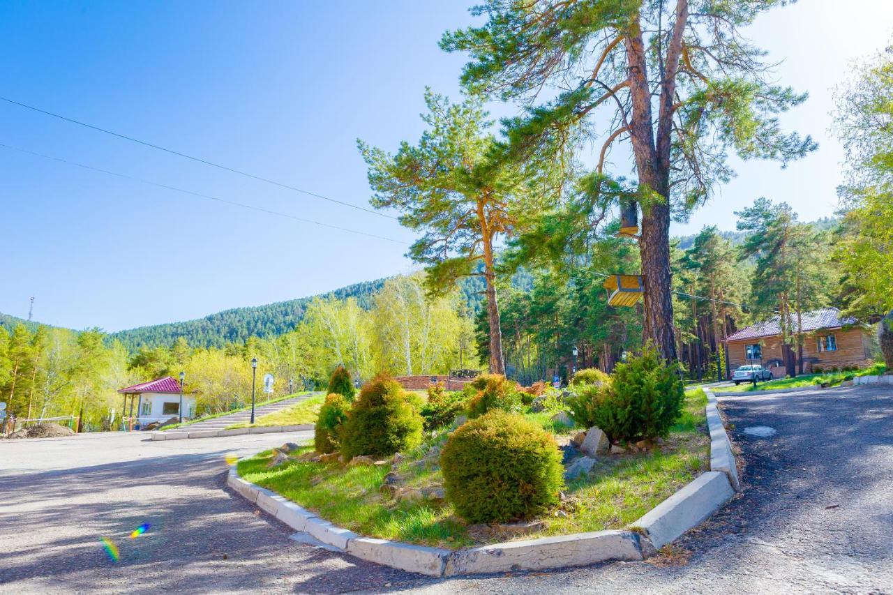 Park Hotel Kokshetau Shchūchīnsk Kültér fotó